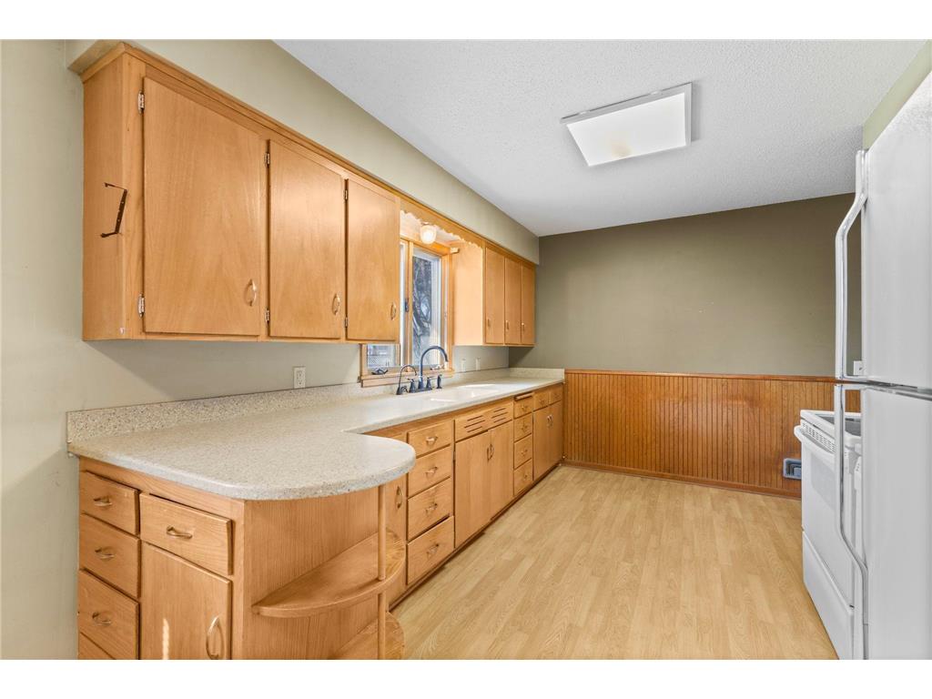 816 W Chandler Street Arlington MN 55307 7037469 image5