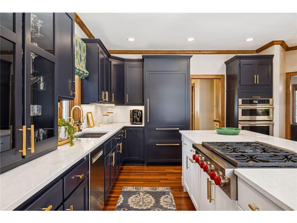 816 Westwood Drive S Golden Valley MN 55416 7016892 image11