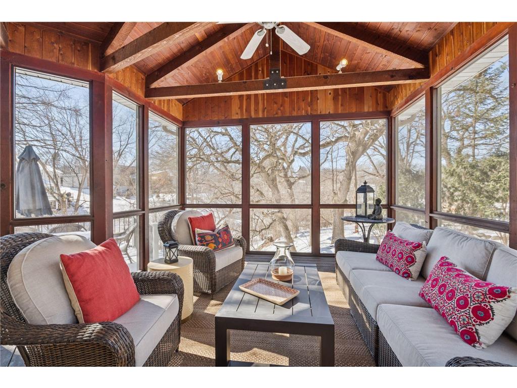 816 Westwood Drive S Golden Valley MN 55416 7016892 image19