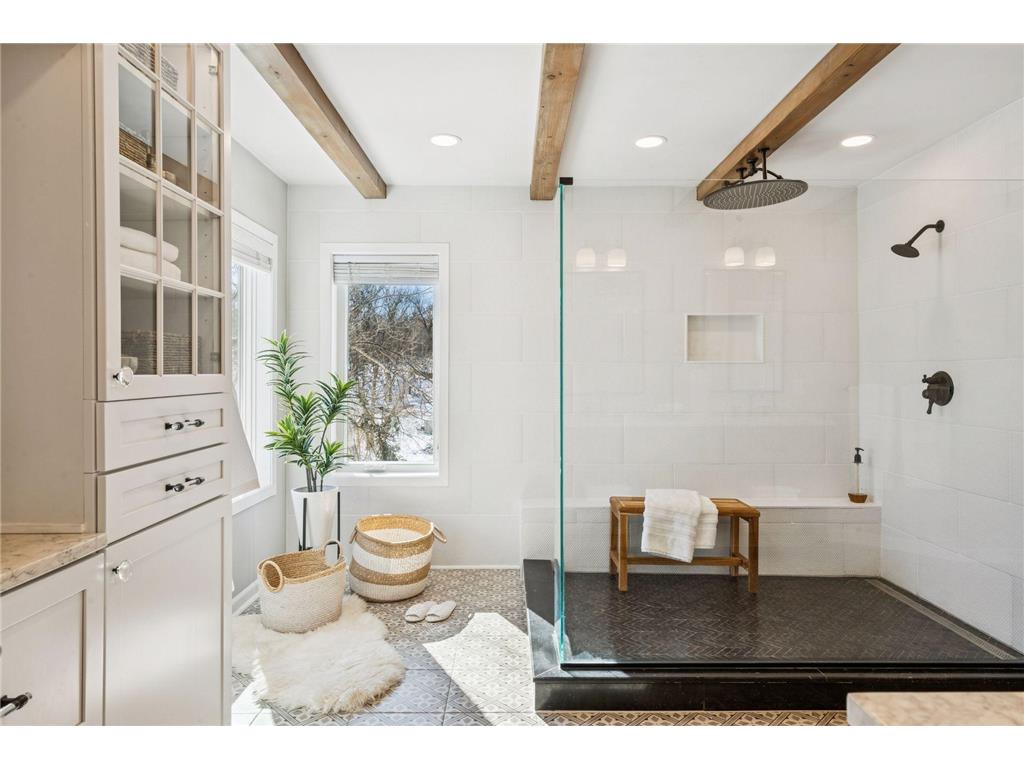 816 Westwood Drive S Golden Valley MN 55416 7016892 image37