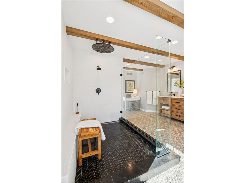 816 Westwood Drive S Golden Valley MN 55416 7016892 image38