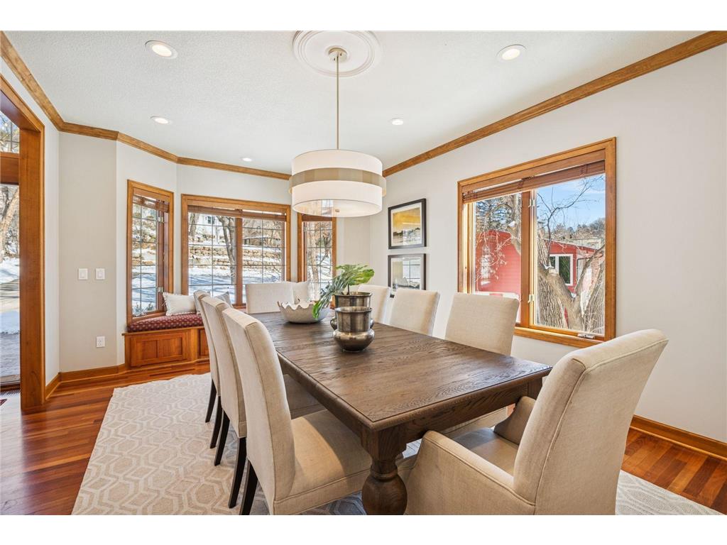 816 Westwood Drive S Golden Valley MN 55416 7016892 image4