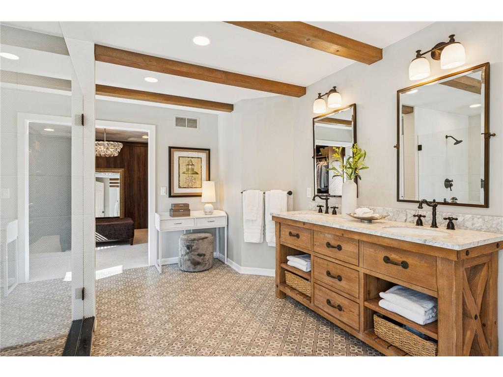 816 Westwood Drive S Golden Valley MN 55416 7016892 image40