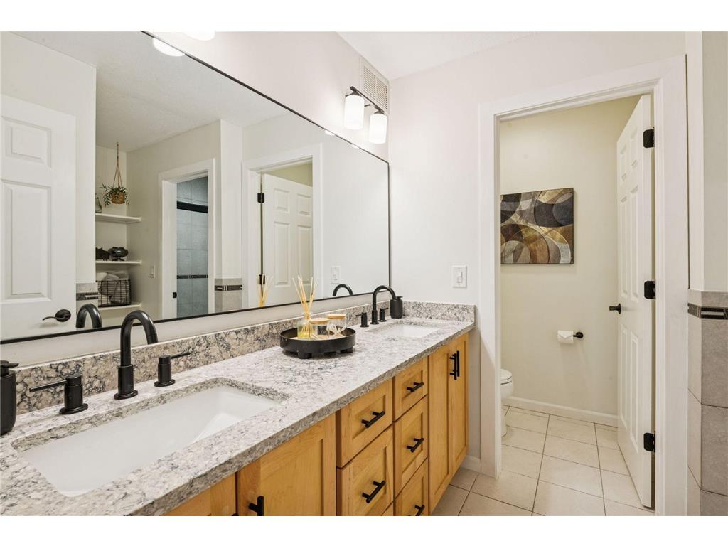 816 Westwood Drive S Golden Valley MN 55416 7016892 image46