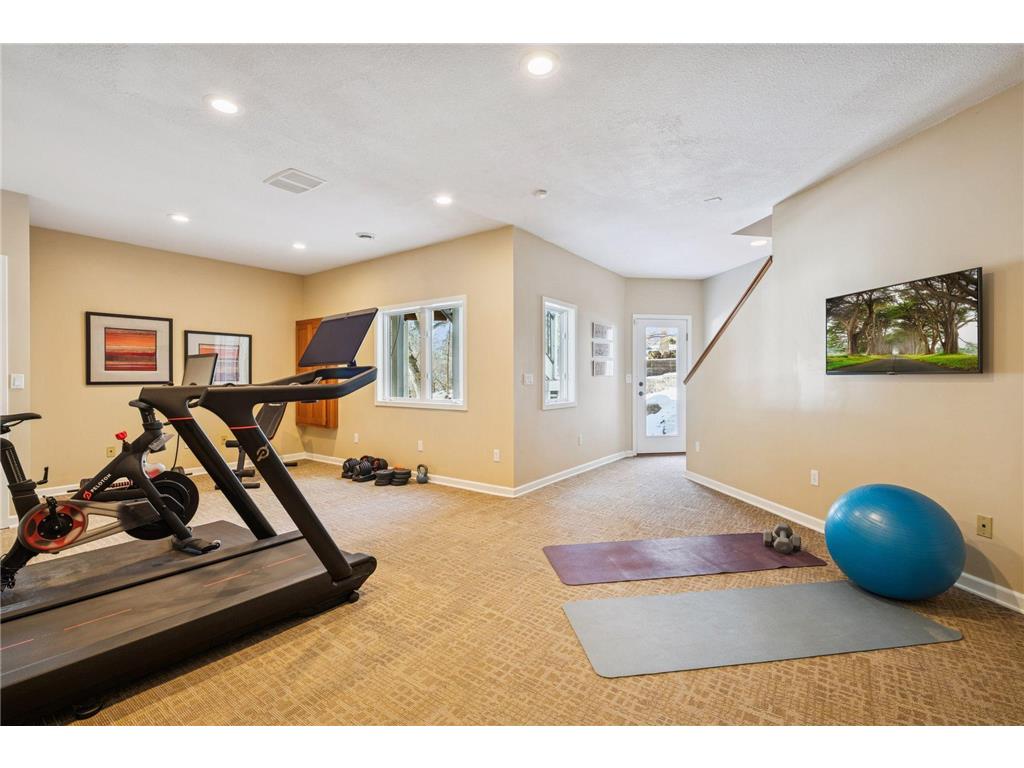 816 Westwood Drive S Golden Valley MN 55416 7016892 image67