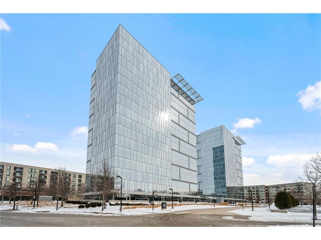 8161 33rd Avenue S #106 Bloomington MN 55425 7033864 image1