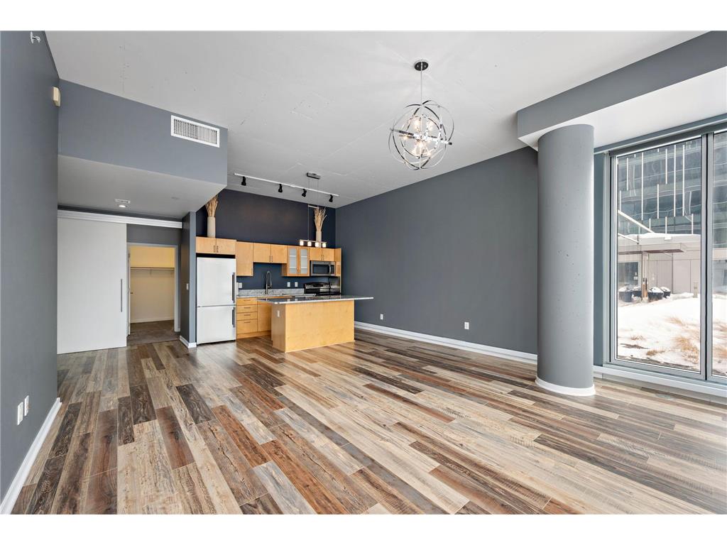 8161 33rd Avenue S #106 Bloomington MN 55425 7033864 image10