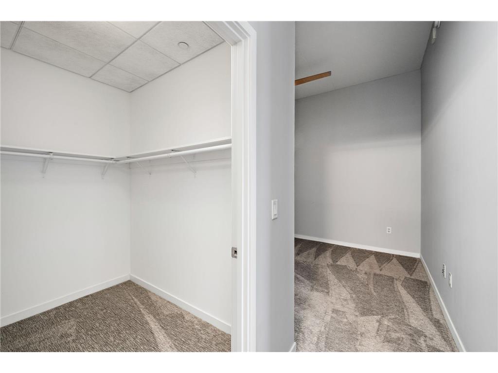 8161 33rd Avenue S #106 Bloomington MN 55425 7033864 image16