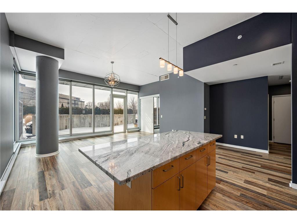 8161 33rd Avenue S #106 Bloomington MN 55425 7033864 image8