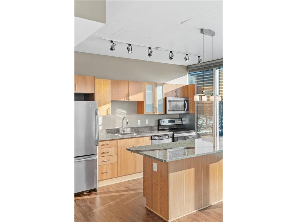 8161 33rd Avenue S #306 Bloomington MN 55425 7037433 image10