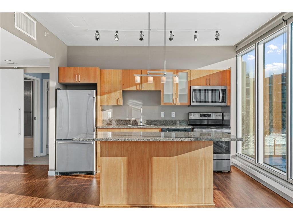 8161 33rd Avenue S #306 Bloomington MN 55425 7037433 image7