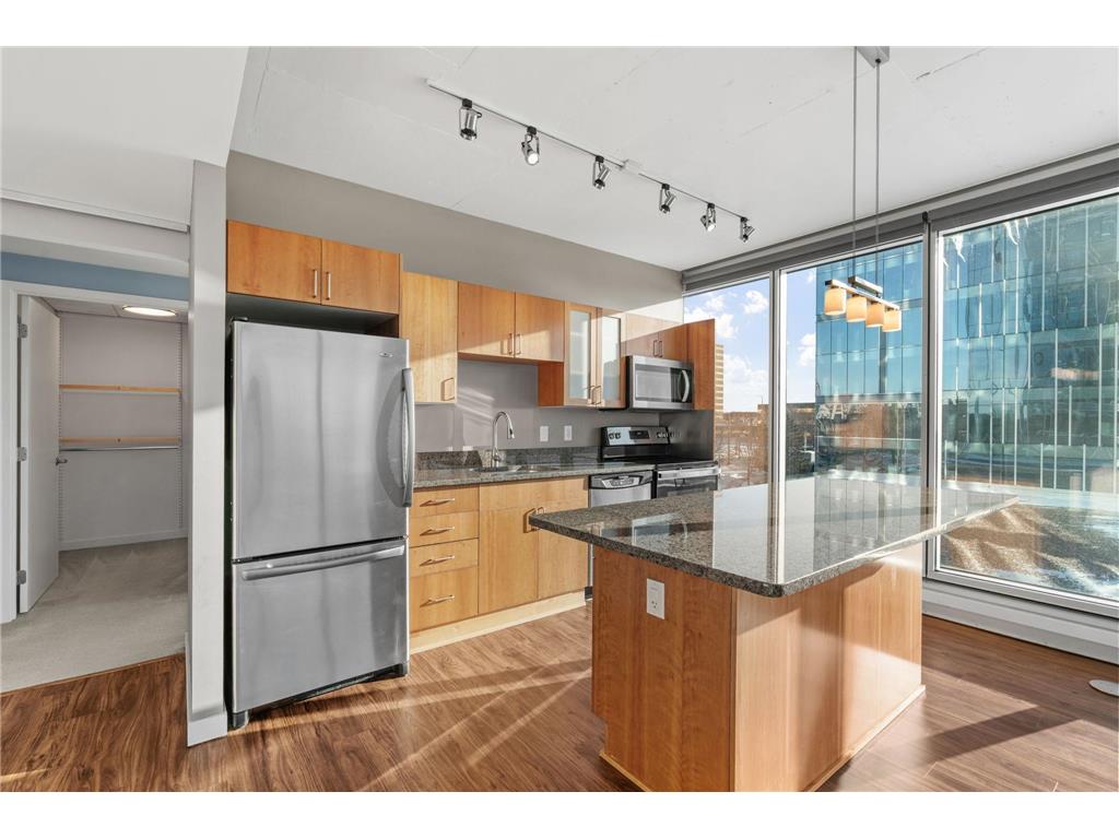 8161 33rd Avenue S #306 Bloomington MN 55425 7037433 image9