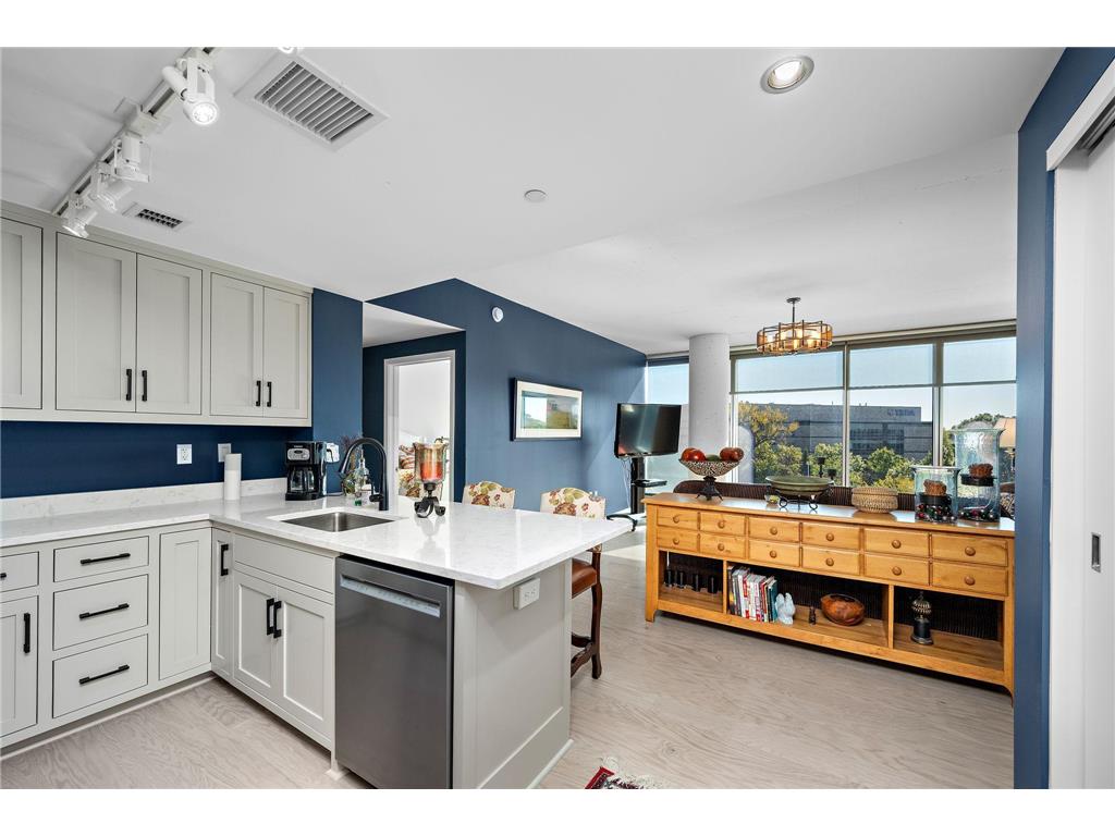 8161 33rd Avenue S #508 Bloomington MN 55425 7021519 image10