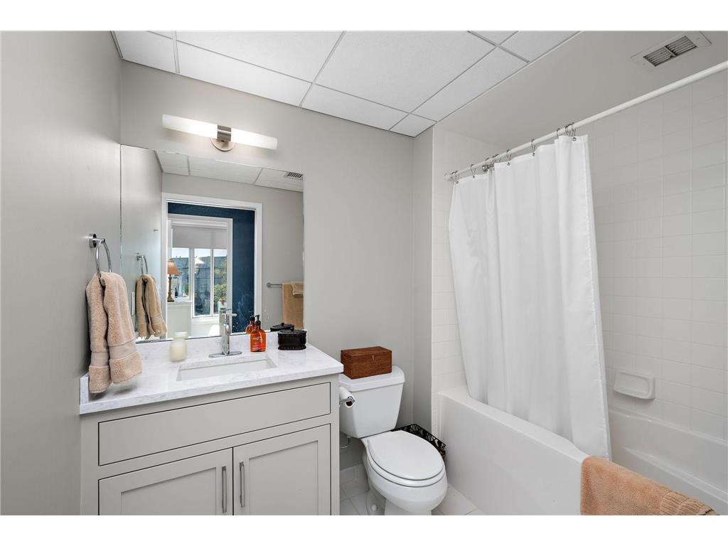 8161 33rd Avenue S #508 Bloomington MN 55425 7021519 image20