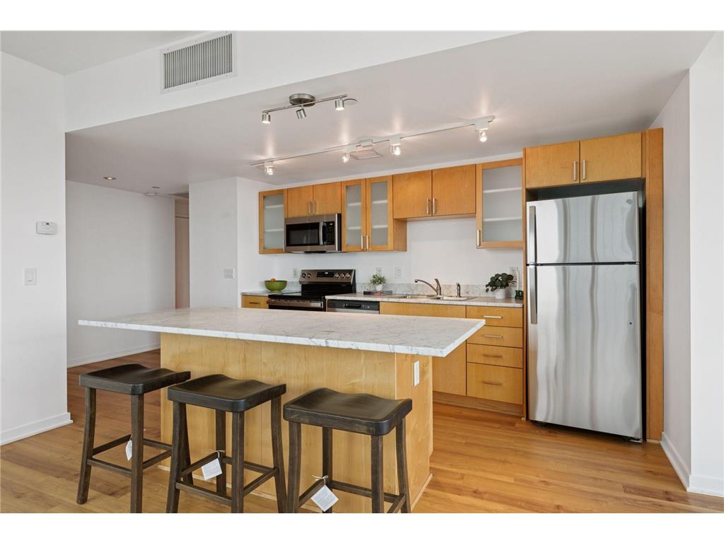 8161 33rd Avenue S #609 Bloomington MN 55425 - Minnesota River 7007711 image6