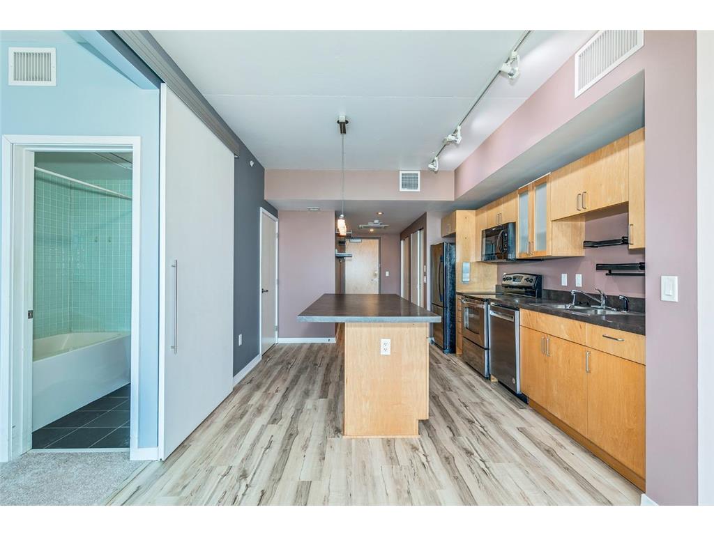 8161 33rd Avenue S #903W, Bloomington, MN, 55425 | MLS: 6546055 | Edina ...