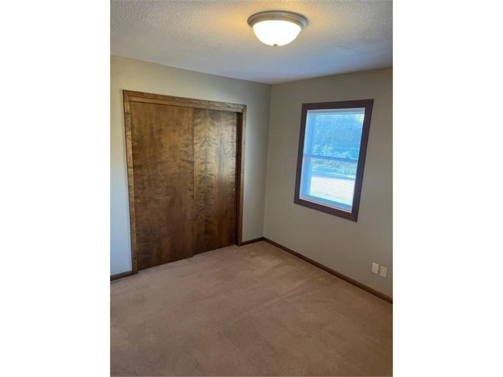 817 16th Street Windom MN 56101 6809002 image10