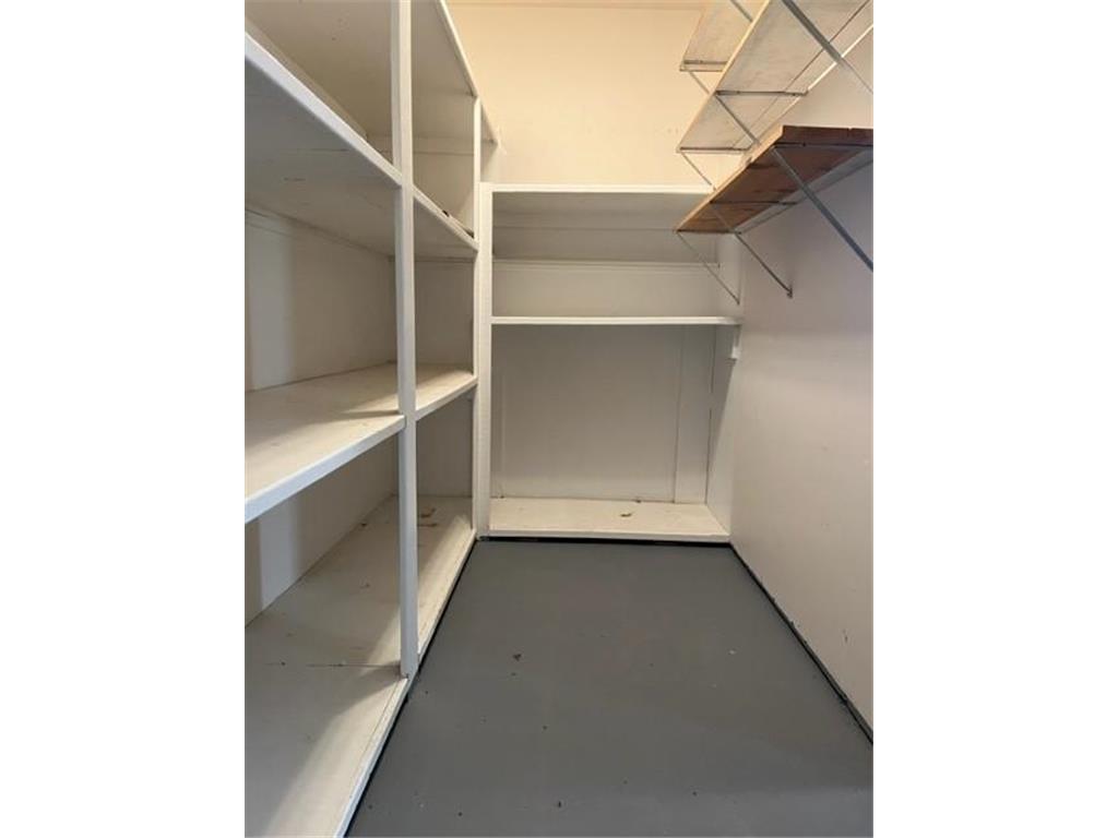 817 16th Street Windom MN 56101 6809002 image15