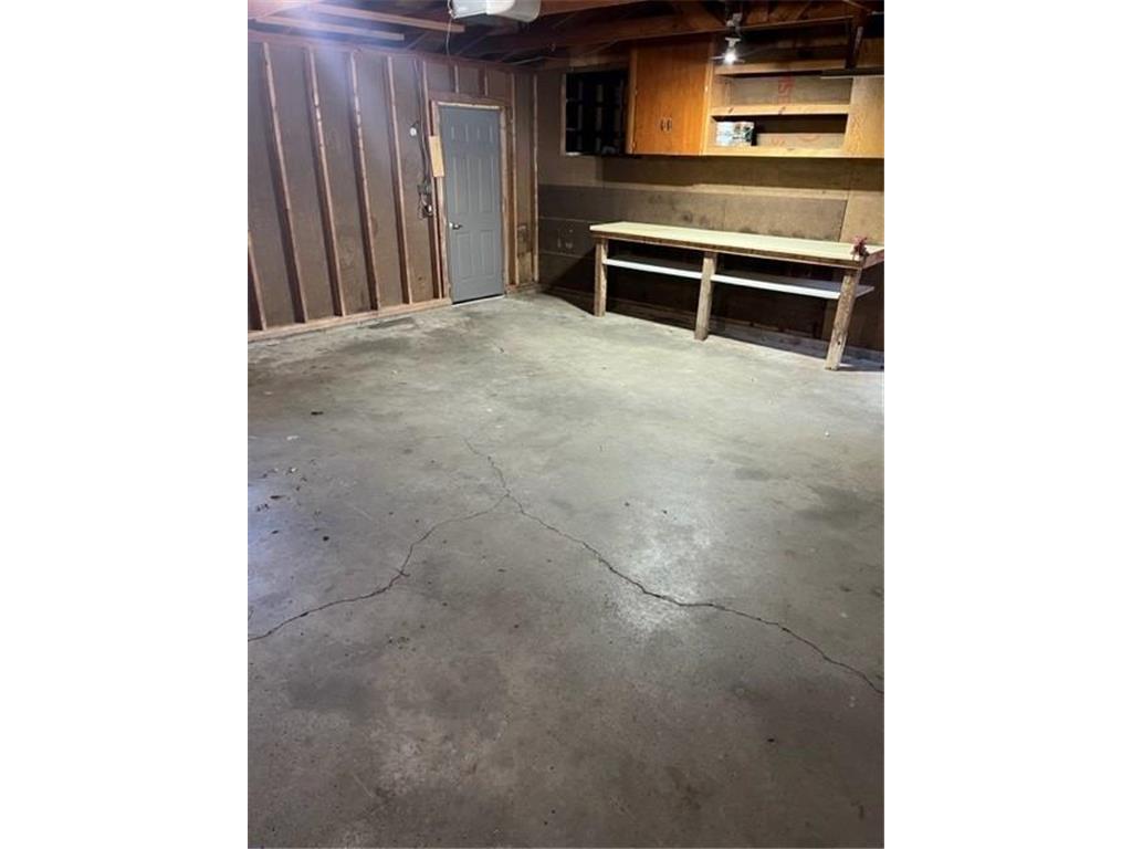 817 16th Street Windom MN 56101 6809002 image18