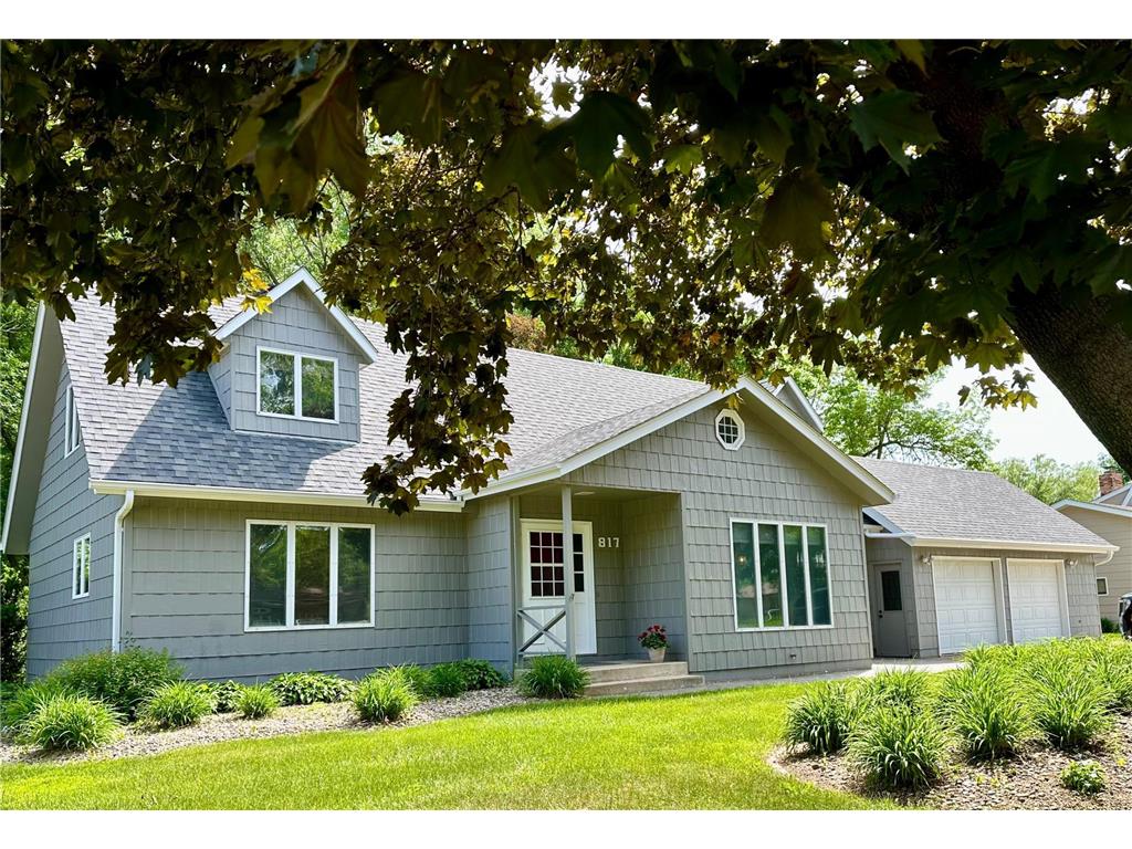 817 17th Street Windom MN 56101 - Perkins Creek 6378851 image1