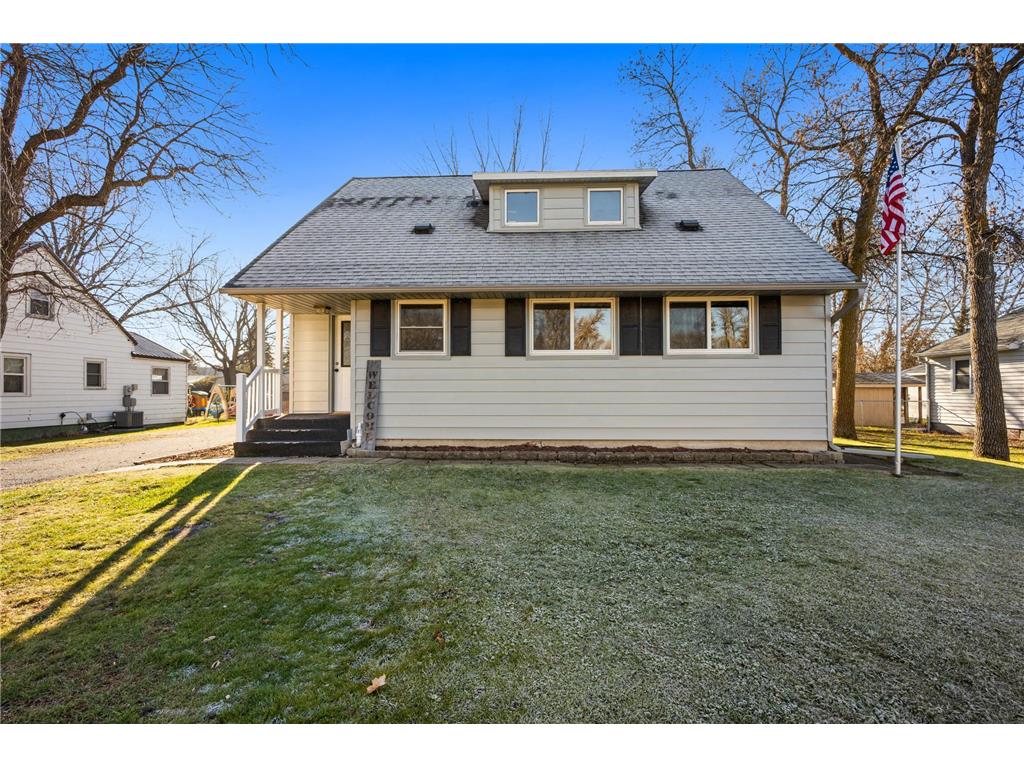 817 1st Street SE Elbow Lake MN 56531 6821122 image1