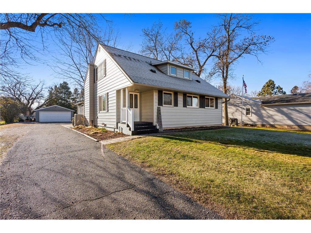 817 1st Street SE Elbow Lake MN 56531 6821122 image2