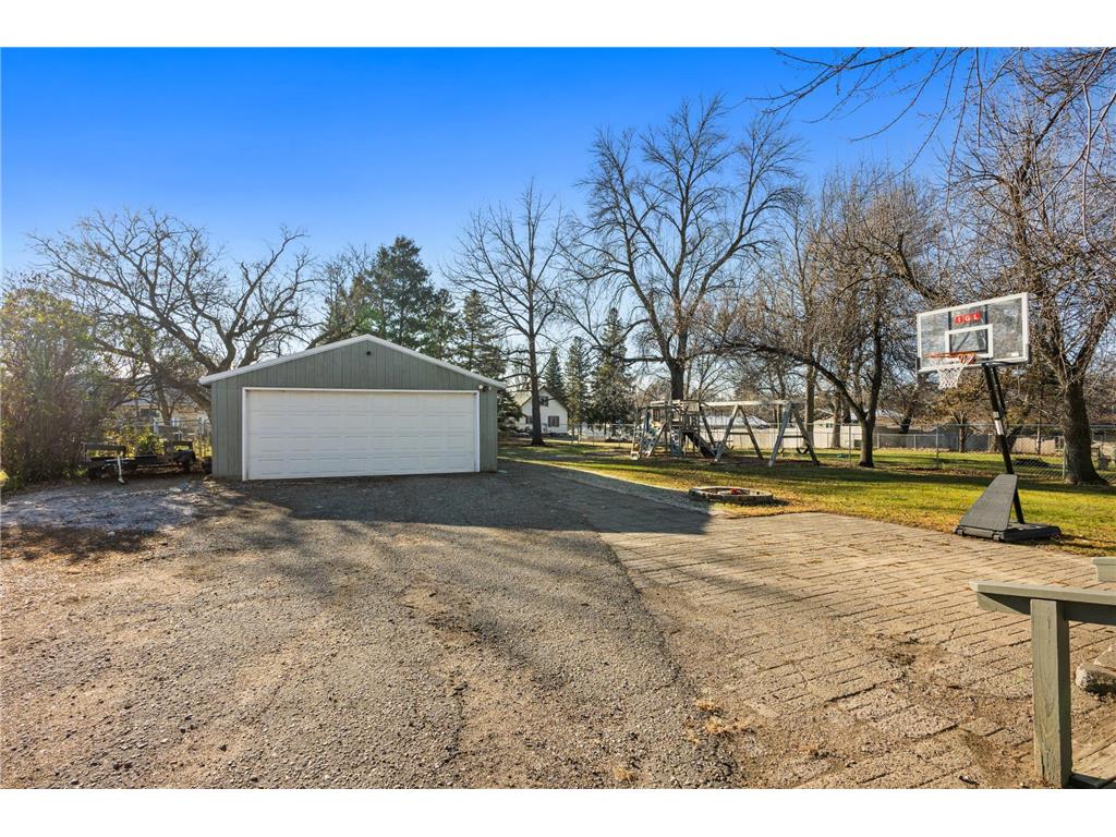 817 1st Street SE Elbow Lake MN 56531 6821122 image4