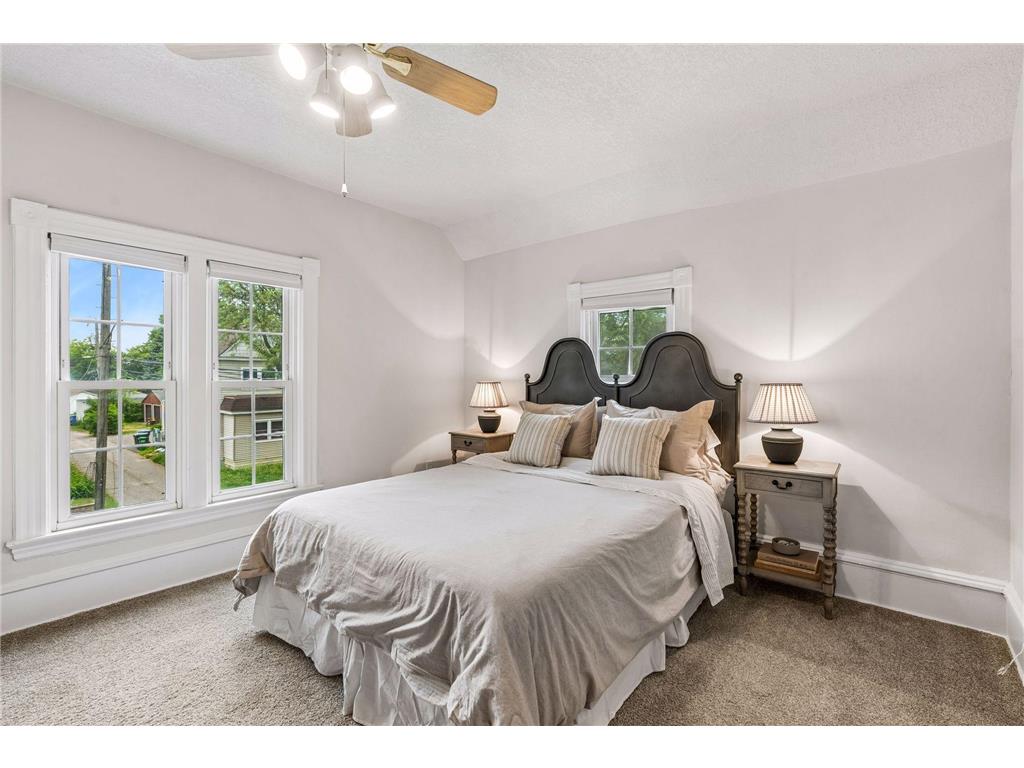 817 26th Avenue NE Minneapolis MN 55418 7088105 image16