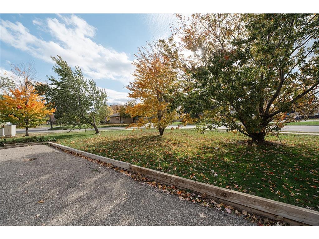 817819 E Old Shakopee Road, Bloomington, MN, 55420 MLS 6456439