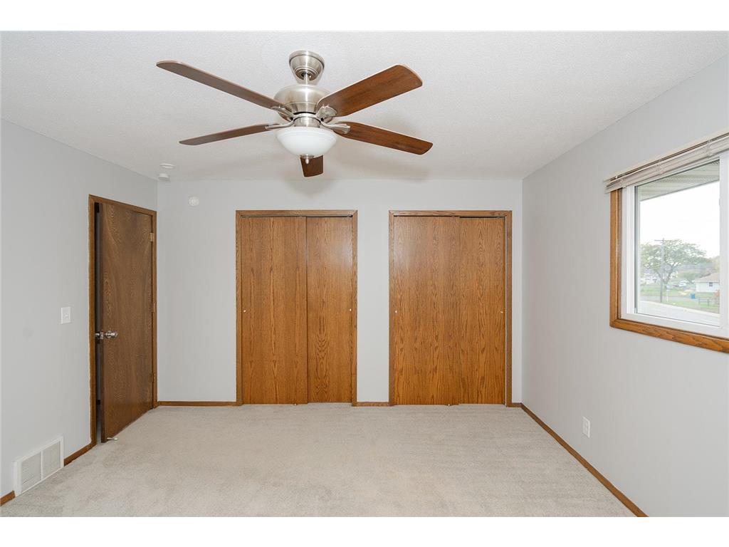 817819 E Old Shakopee Road, Bloomington, MN, 55420 MLS 6456439