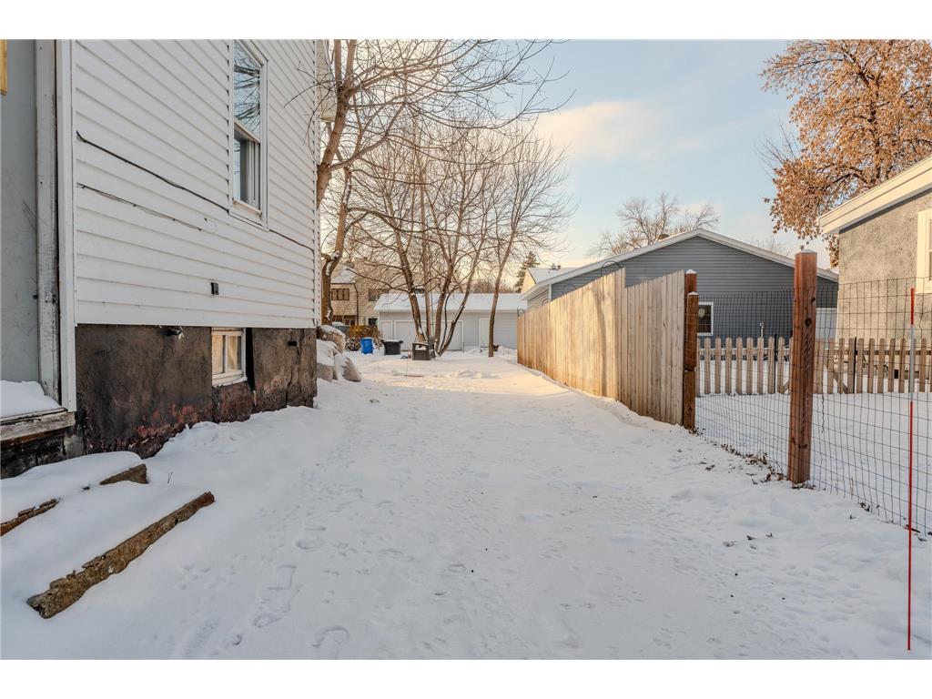 817 9th Street S Fargo ND 58103 7087652 image5