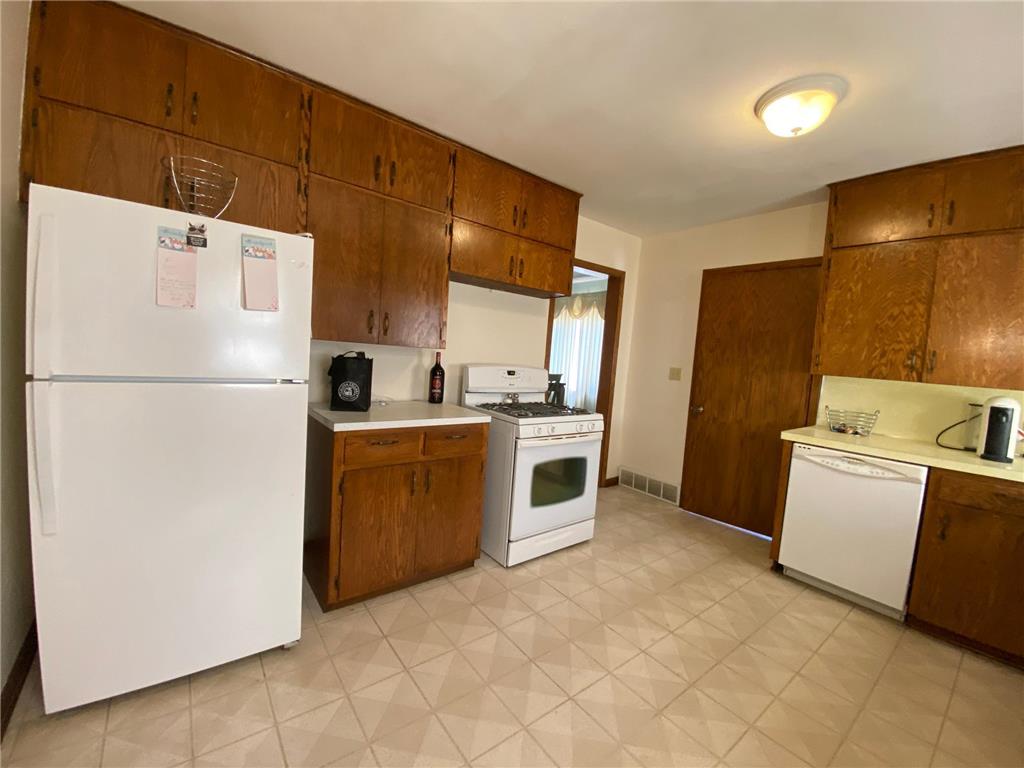817 Abbott Street Albert Lea MN 56007 7049528 image8