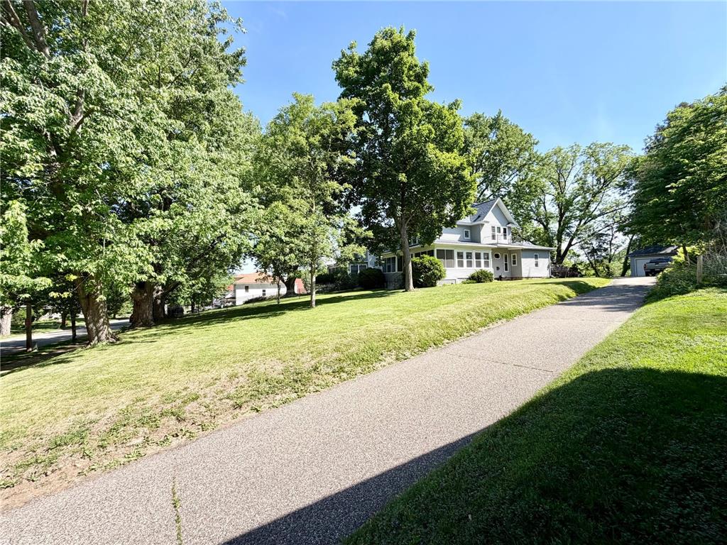 817 Central Avenue Red Wing MN 55066 7079953 image2