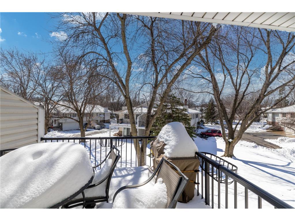 817 Evergreen Circle Burnsville MN 55337 7044986 image14