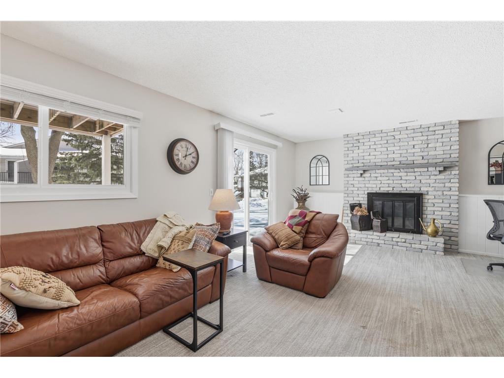 817 Evergreen Circle Burnsville MN 55337 7044986 image17