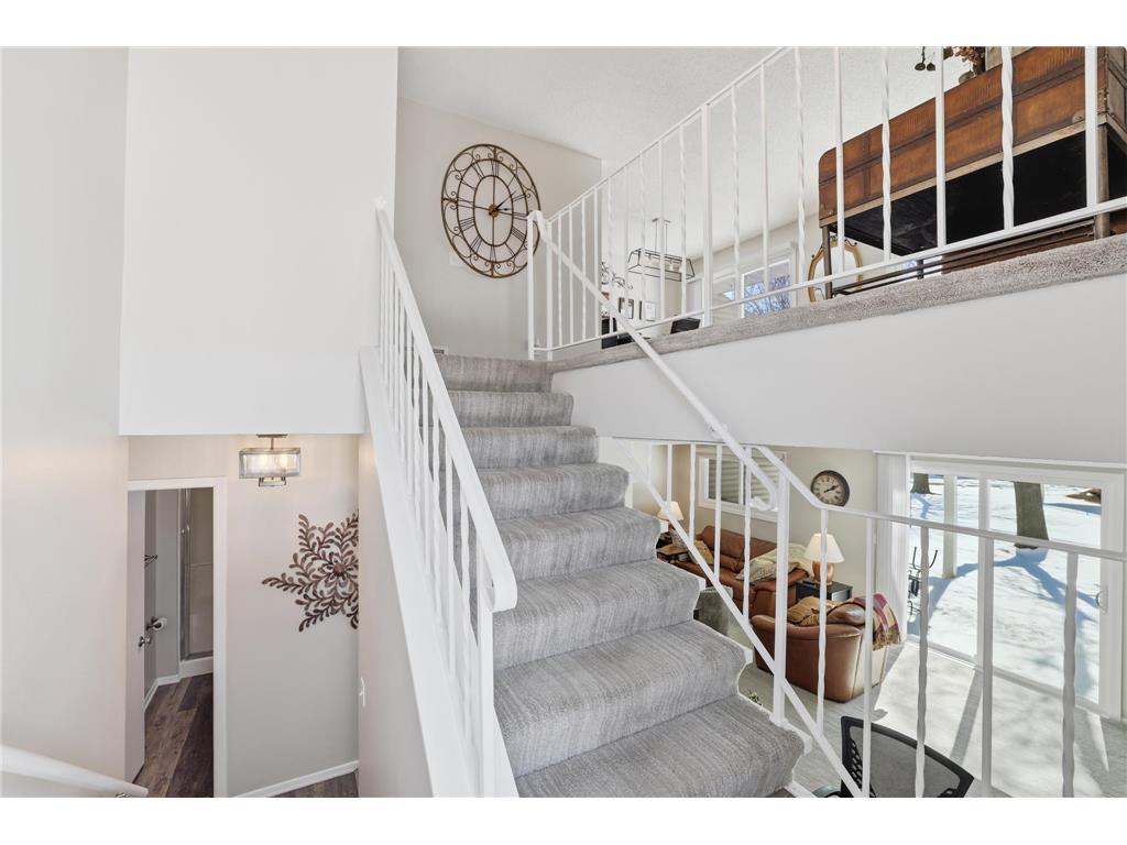 817 Evergreen Circle Burnsville MN 55337 7044986 image21