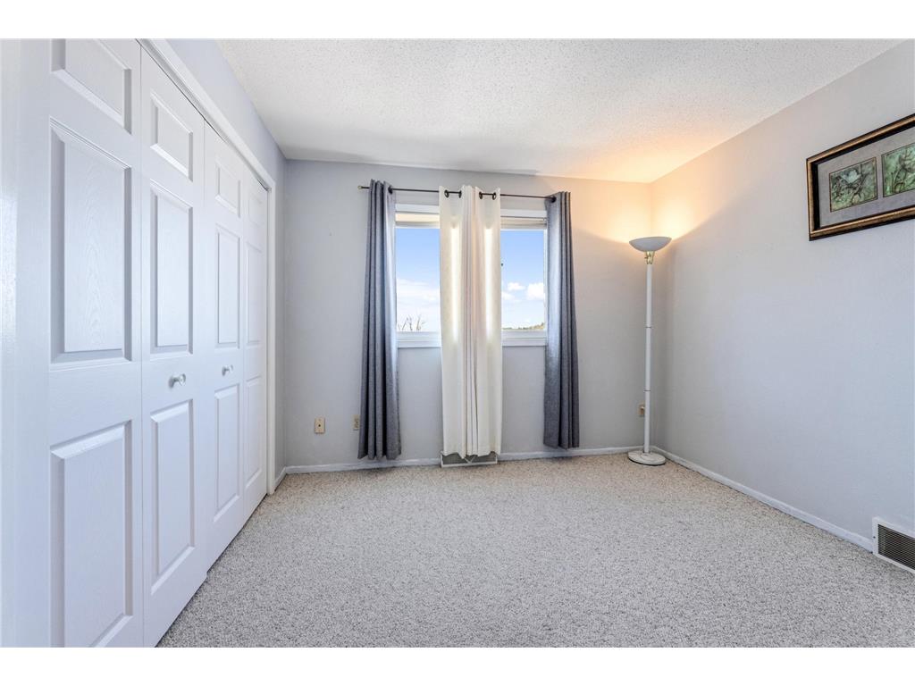 817 Kingston Street N Caledonia MN 55921 7062834 image14