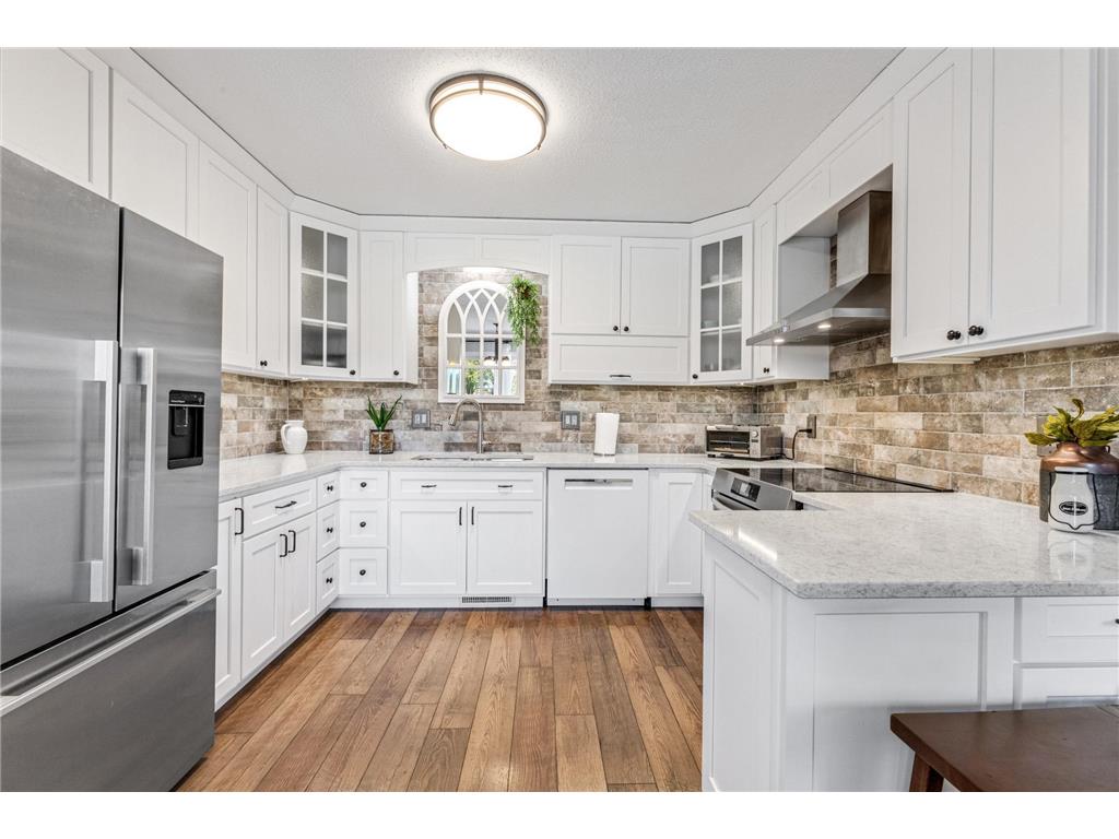 817 Kingston Street N Caledonia MN 55921 7062834 image2