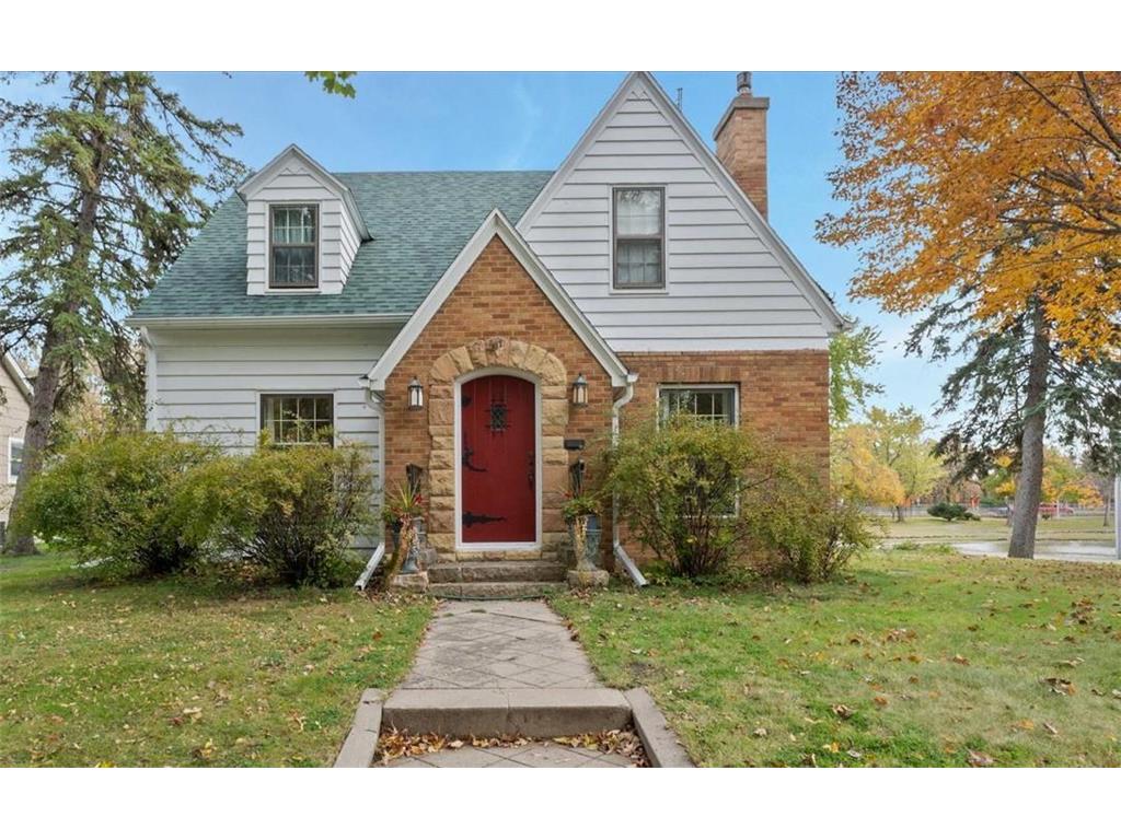 817 Maple Street Alexandria MN 56308 6800684 image1