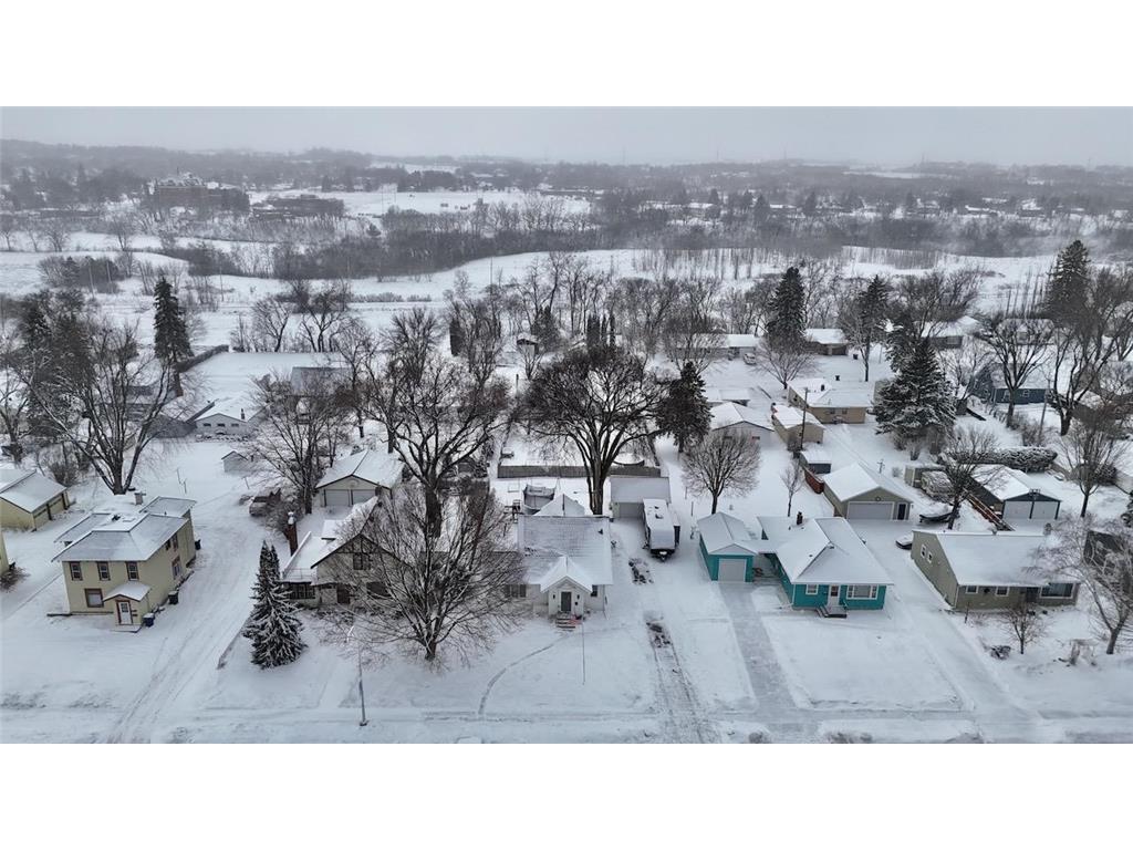 817 W Lincoln Avenue Fergus Falls MN 56537 7023245 image4