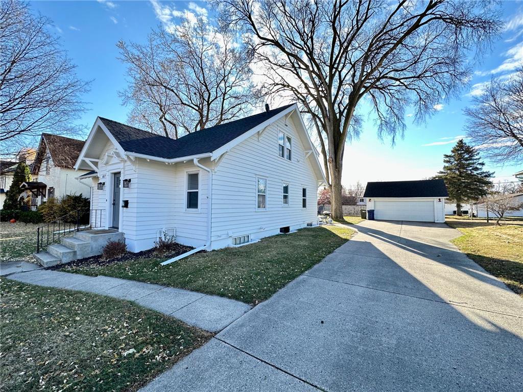 817 W Lincoln Avenue Fergus Falls MN 56537 7023245 image5