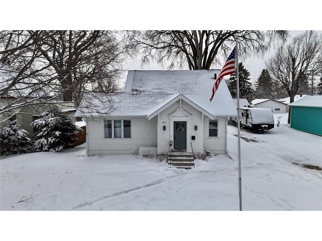 817 W Lincoln Avenue Fergus Falls MN 56537 7023245 image50