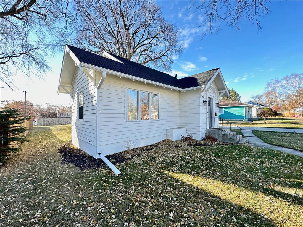 817 W Lincoln Avenue Fergus Falls MN 56537 7023245 image68