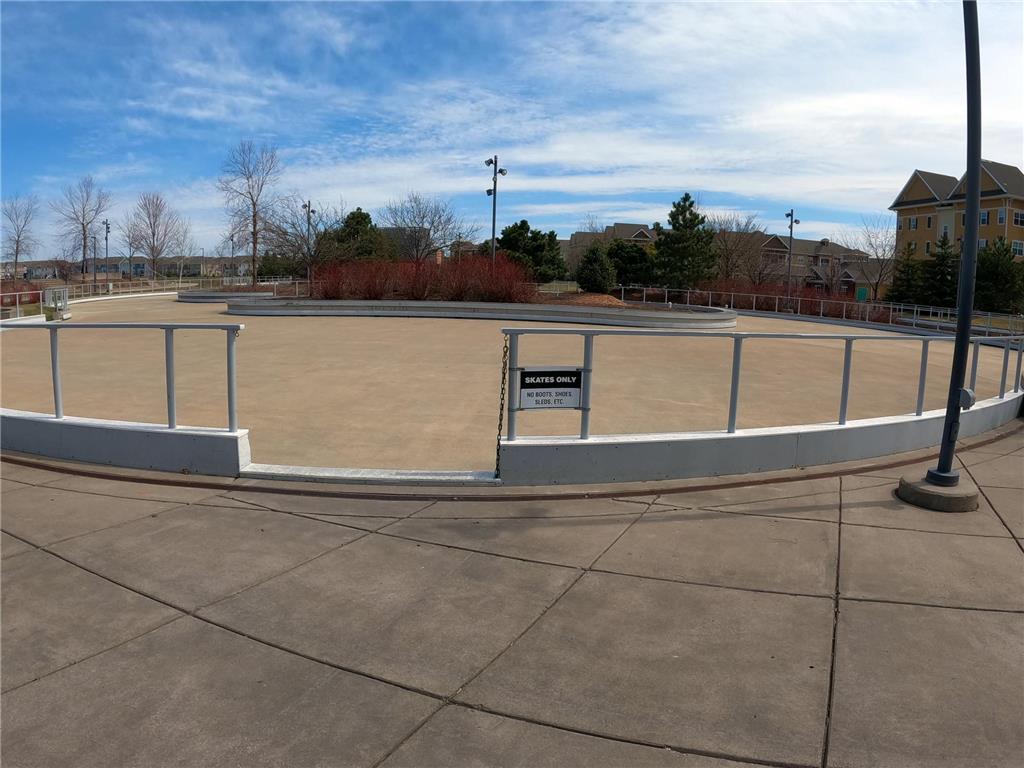 8173 Central Park Way N Maple Grove MN 55369 7043110 image42