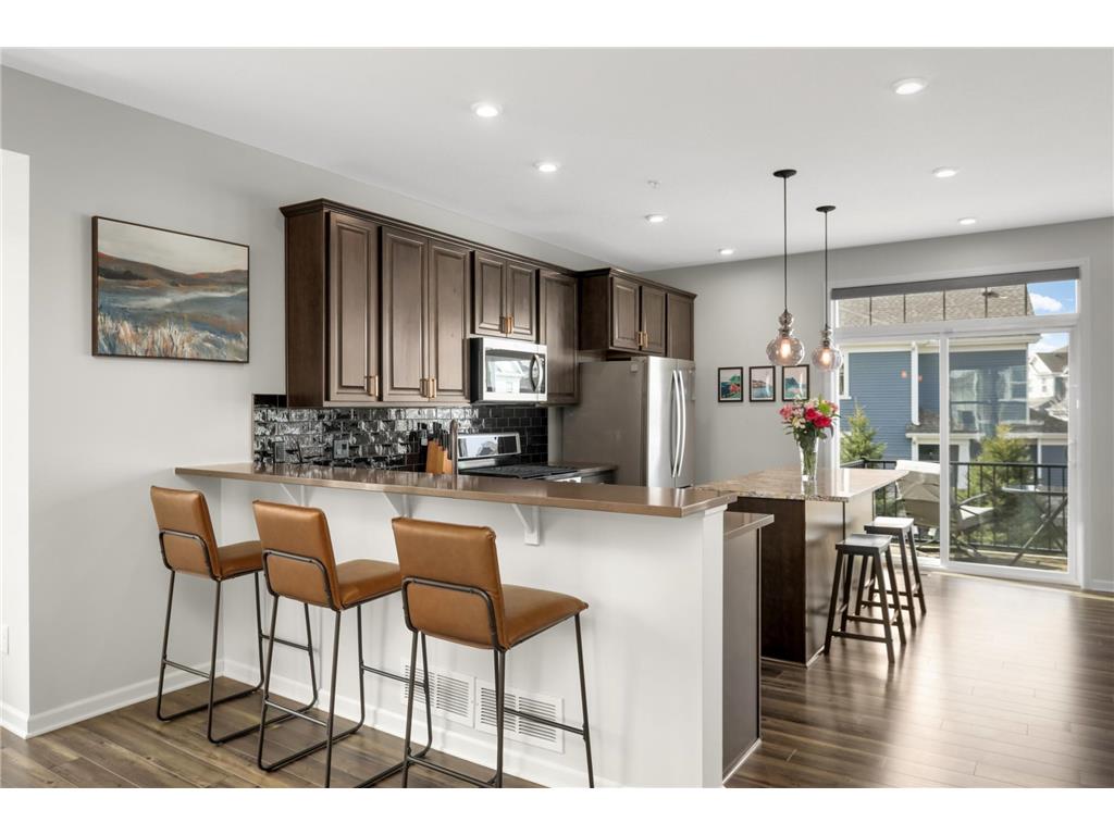 8173 Central Park Way N Maple Grove MN 55369 7043110 image8