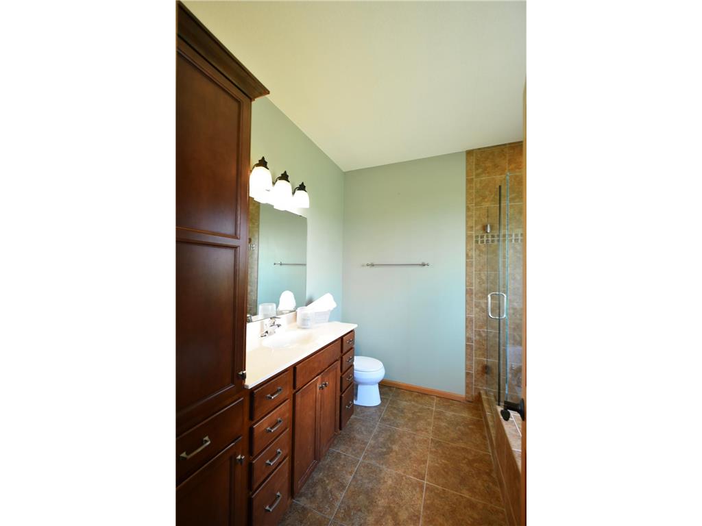 818 Augusta Avenue Zumbrota MN 55992 7075535 image14