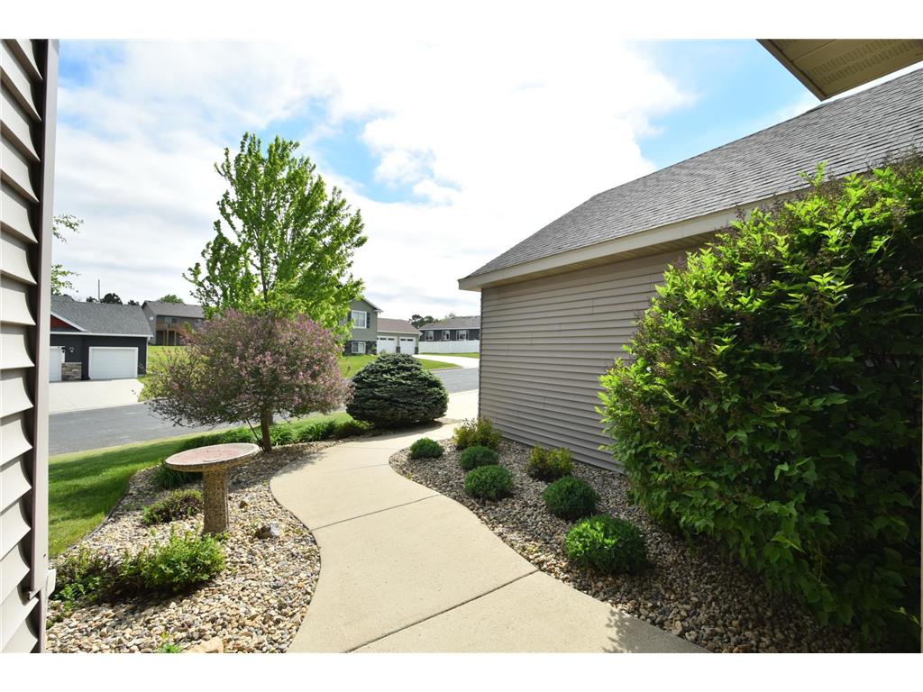 818 Augusta Avenue Zumbrota MN 55992 7075535 image2