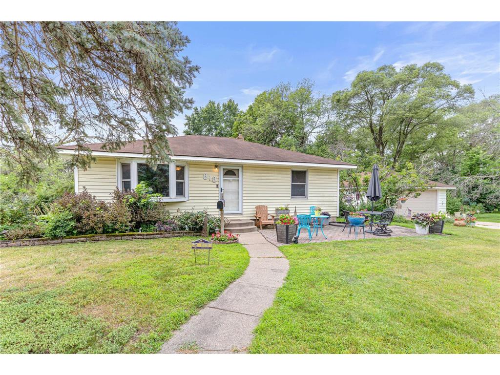 818 Birch Street Anoka MN 55303 6563076 image1