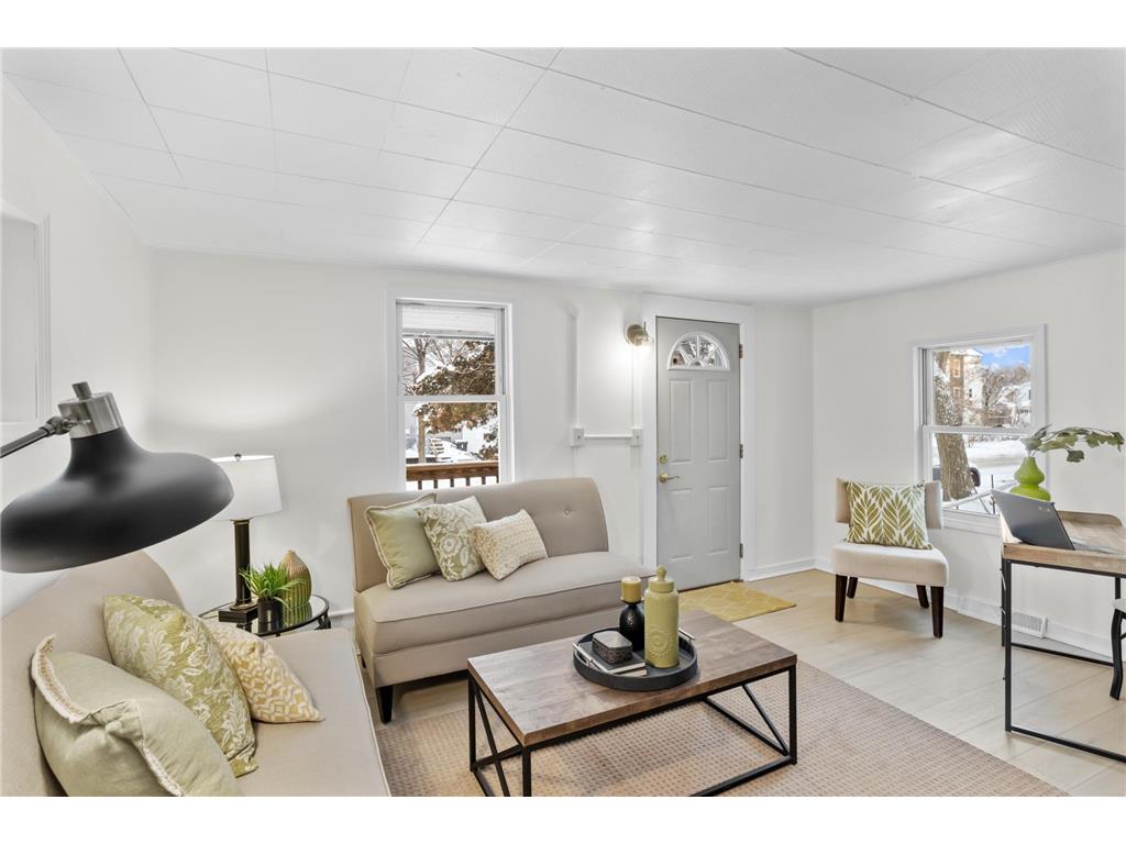 818 E 36th Street Minneapolis MN 55407 7003952 image8