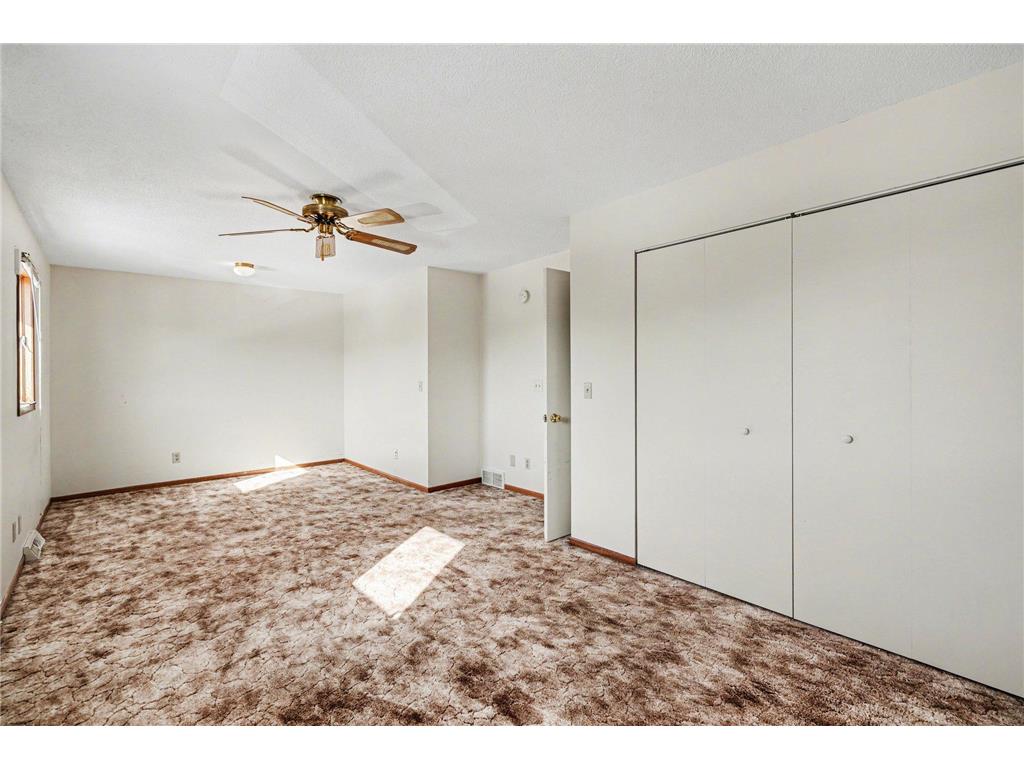 818 Hawthorn Street Red Wing MN 55066 7018763 image17